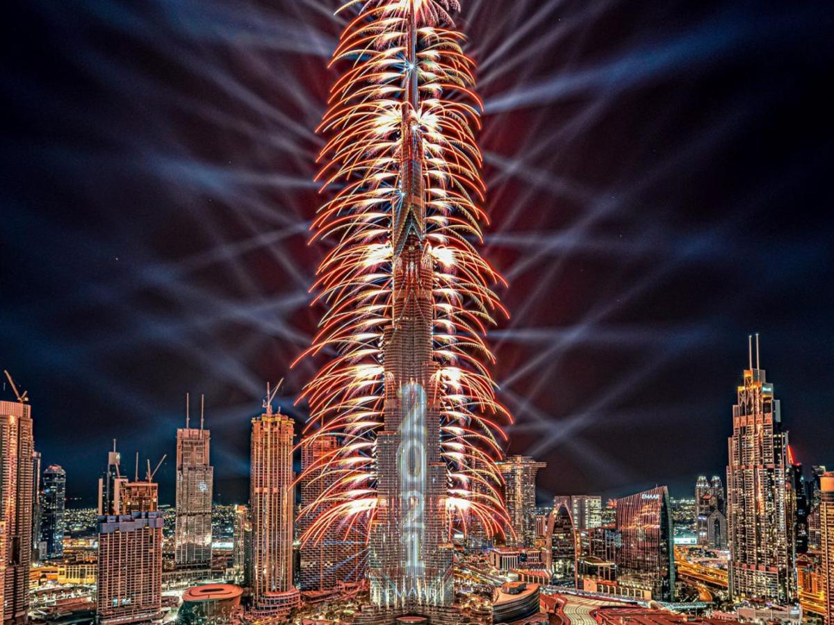 Trophy 2Br Aladdin Estate W Burj Khalifa View Apartment Dubai Exterior photo